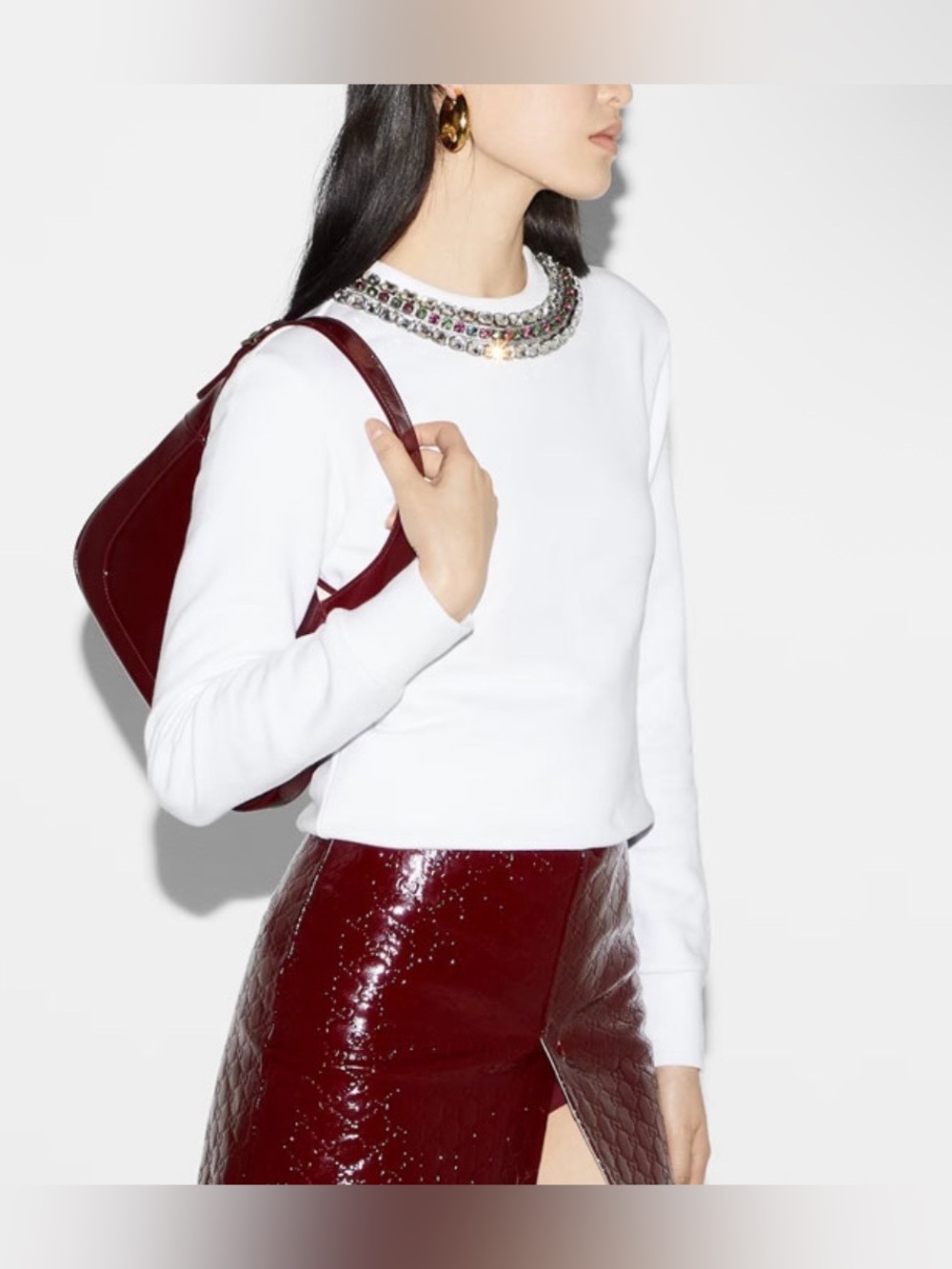 Gucci Crystal-Embellished Neckline
Cotton Sweatshirt - White size M